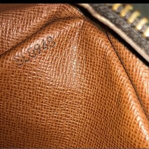 Authentic Louis Vuitton SHOULDER BAG